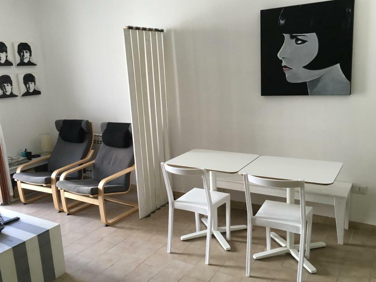 Bed and Breakfast 4 In Piazza Сорсо Екстер'єр фото