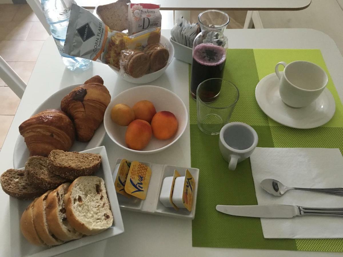 Bed and Breakfast 4 In Piazza Сорсо Екстер'єр фото