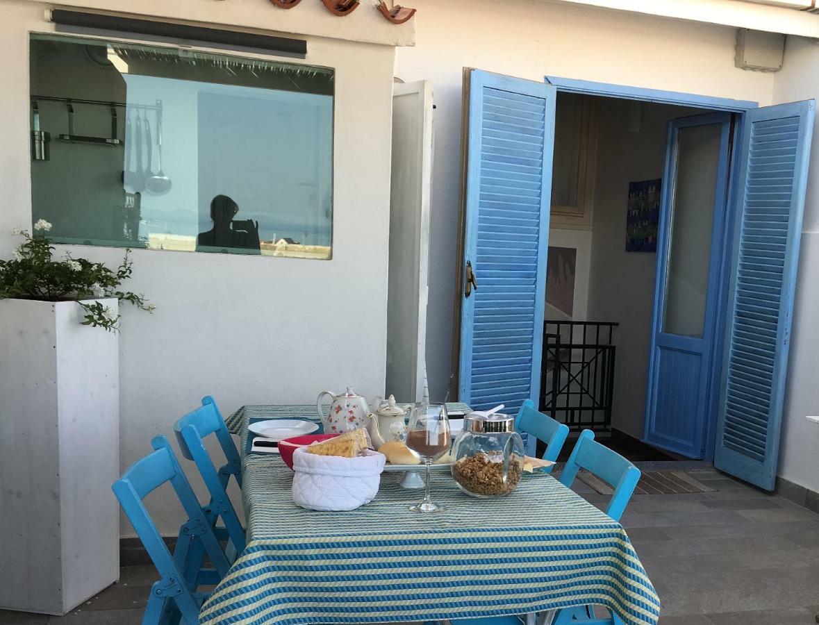 Bed and Breakfast 4 In Piazza Сорсо Екстер'єр фото